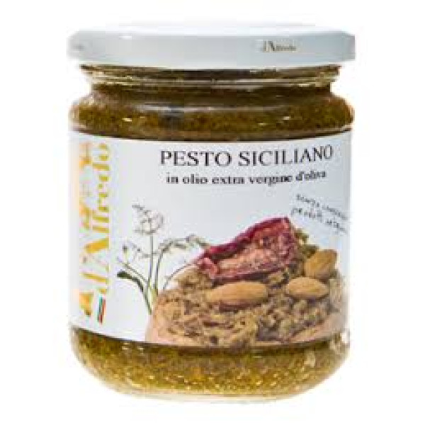 Pesto siciliano in olio extra vergine di oliva - Prodotti tipici siciliani - gr.180 Pesto siciliano in olio extra vergine di oliva - Prodotti tipici siciliani - gr.180